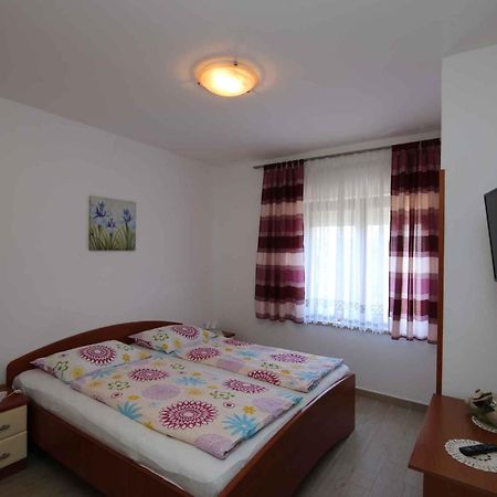Apartment In Silo/Insel Krk 13439 Zewnętrze zdjęcie